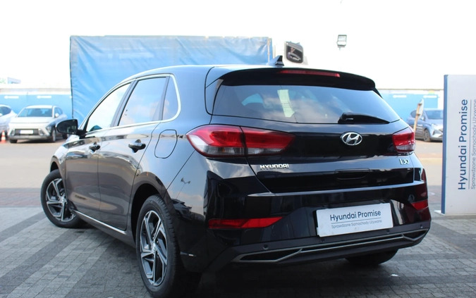 Hyundai I30 cena 88400 przebieg: 22697, rok produkcji 2022 z Chełm małe 301